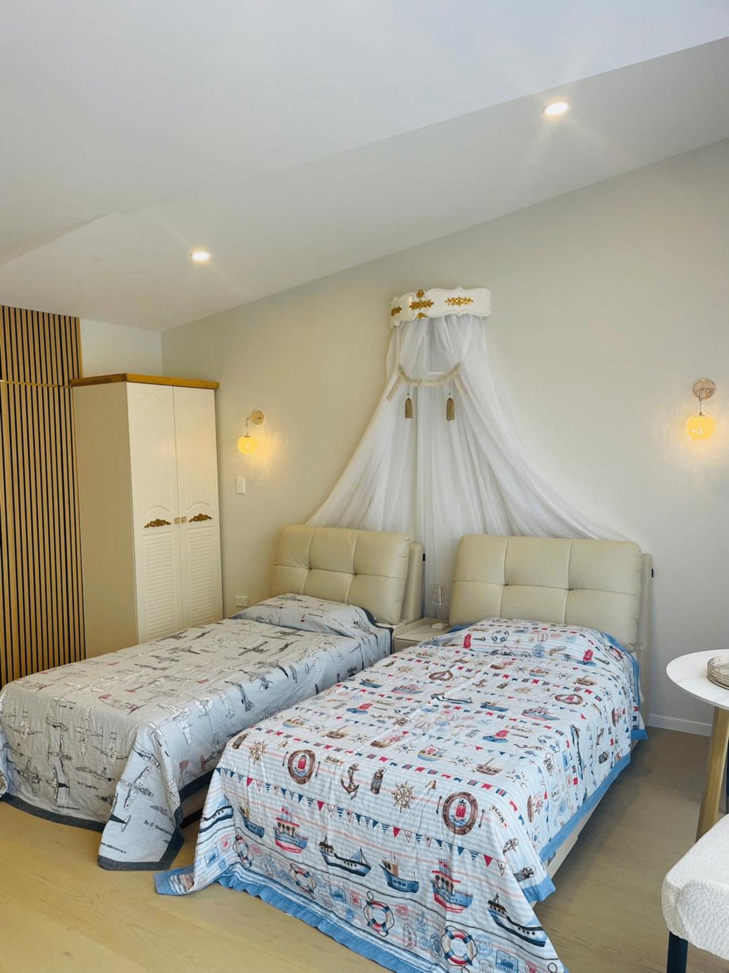 Delightful Little House & Chateau Charme Suite Auckland Exterior photo